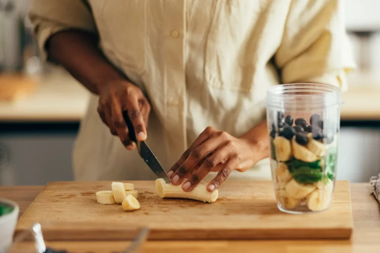 Healthy Living Habits That Boost Daily Productivity