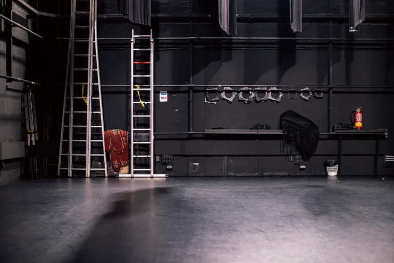Hamlet Hail to the Thief London
