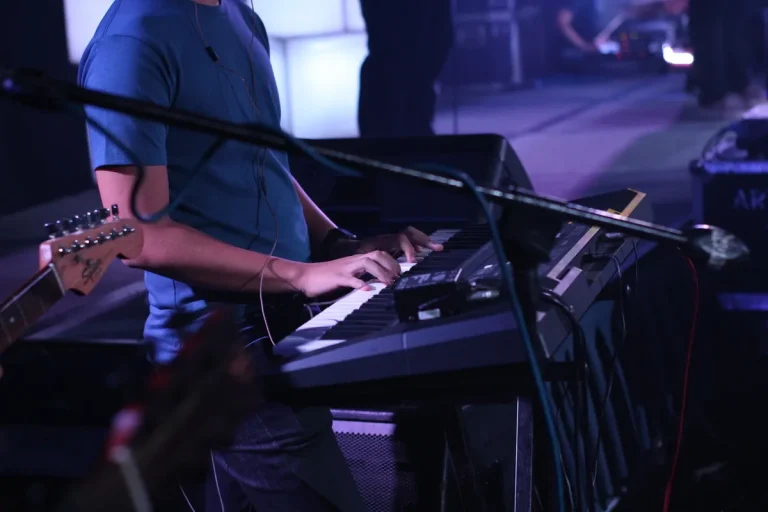 Jordan Rudess Dream Theater role: the classical misfit who learned to speak metal Jordan Rudess Dream Theater role