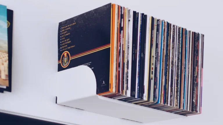 Phoebe Bridgers Lost Weekend: Full Credits Across All 16 Tracks Phoebe Bridgers Lost Weekend